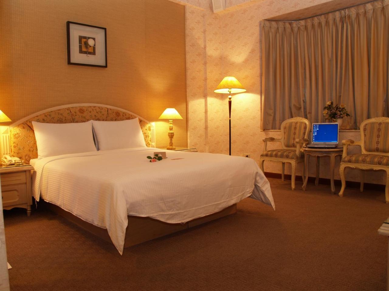 Park Motel Chiayi Exterior foto